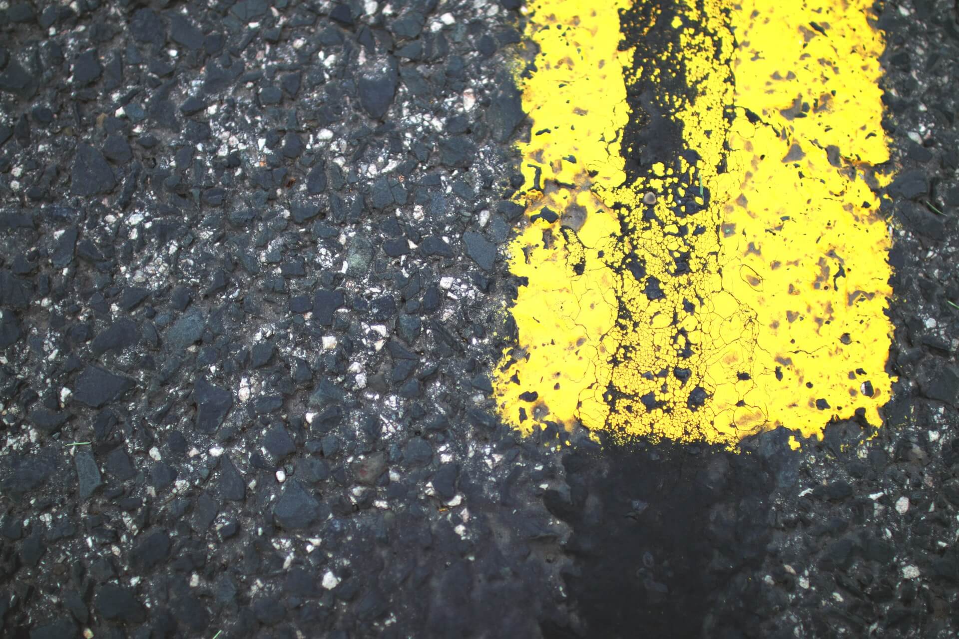 yellow mark on pavement